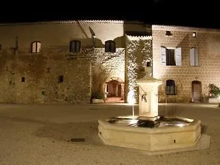 Hotel Le Relais Du Grand Logis Mirabeau  Francia